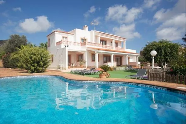 An-Ibiza-Villas-2000-property-in-Playa-den-Bossa.jpg
