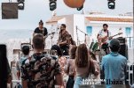 08 billy flamingos.jpg