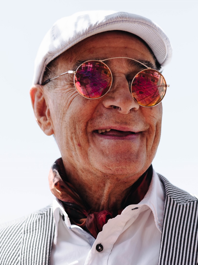 tony-pike-portrait-1-990000079e04513c.jpg