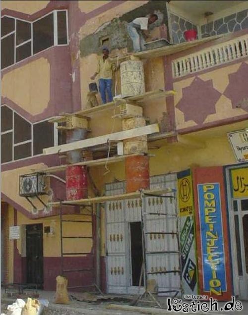 16906-improvisierter-geruestbau.jpg