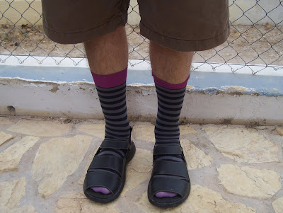 socks+and+sandals.JPG