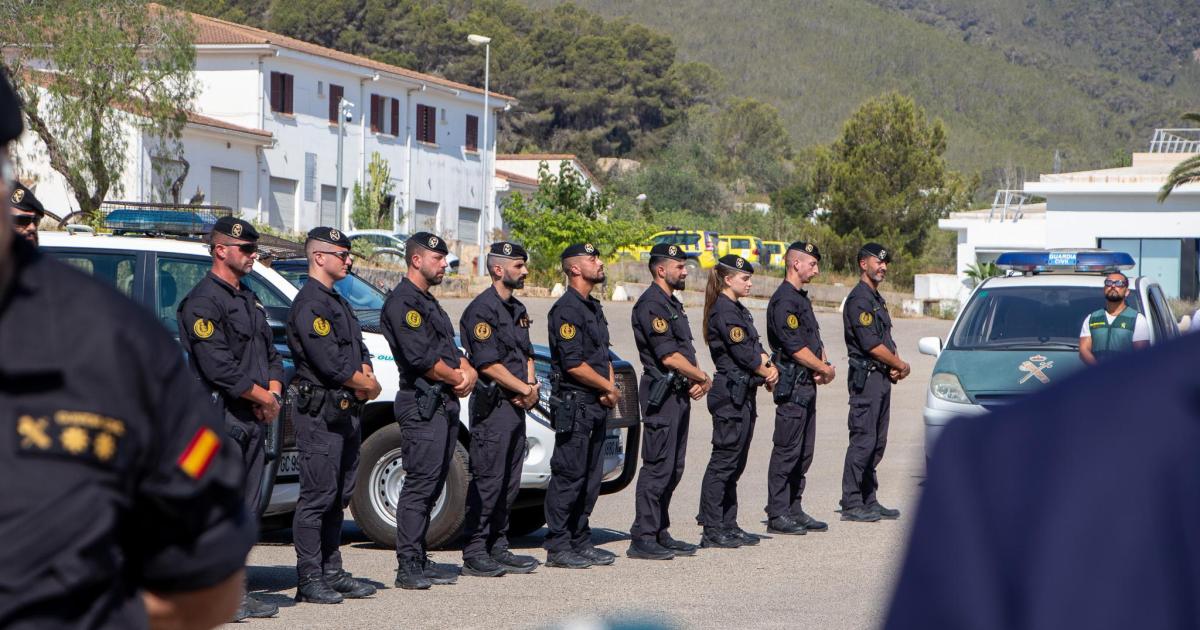www.periodicodeibiza.es
