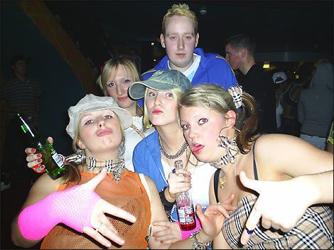 kinki_chavs_015_470x352.jpg