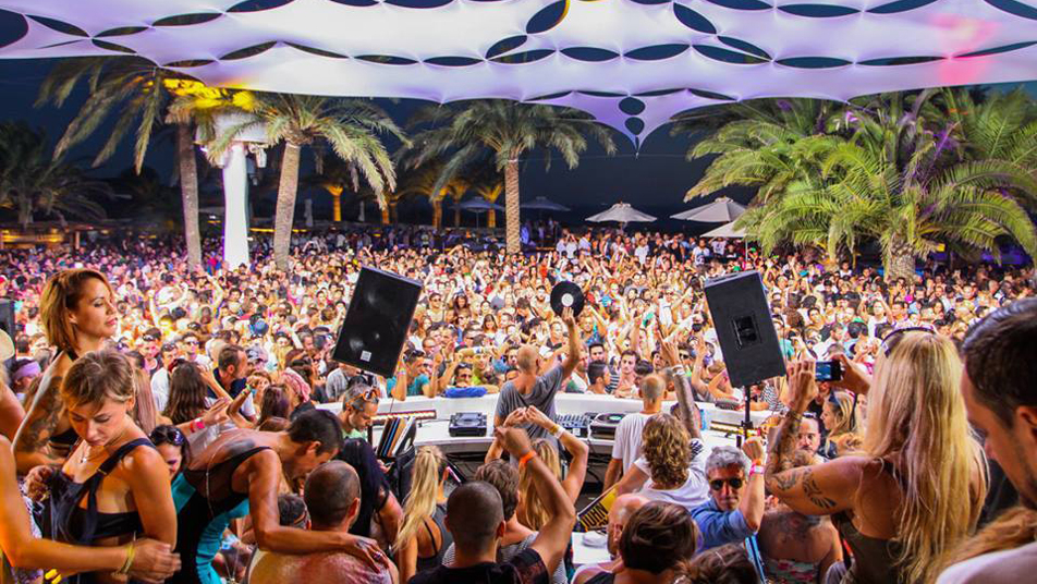 ibiza-weekly-18-cocoon-2013.jpg