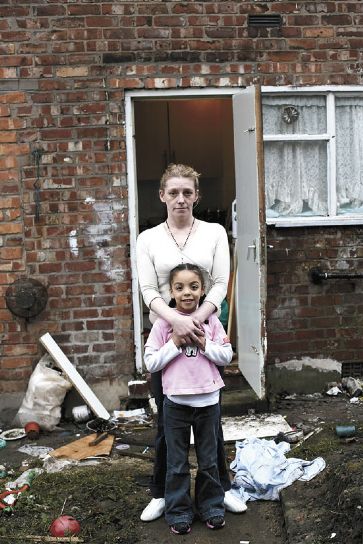 p19_poverty11.jpg