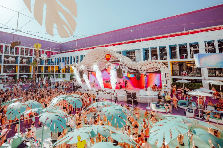 www.ibiza-spotlight.com
