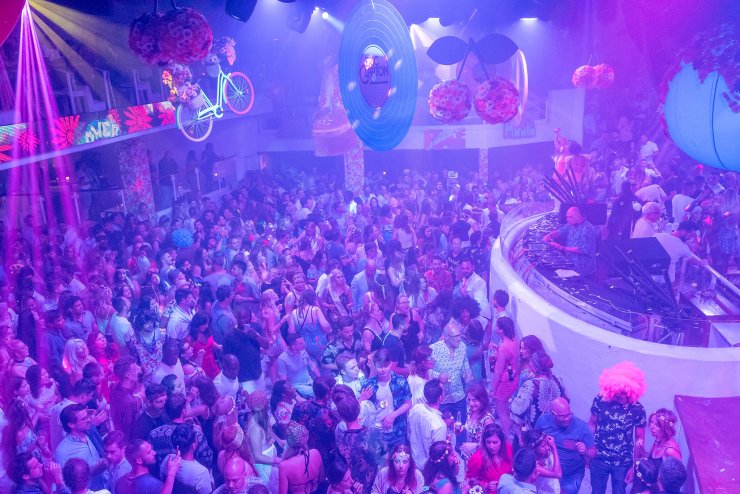 www.ibiza-spotlight.com