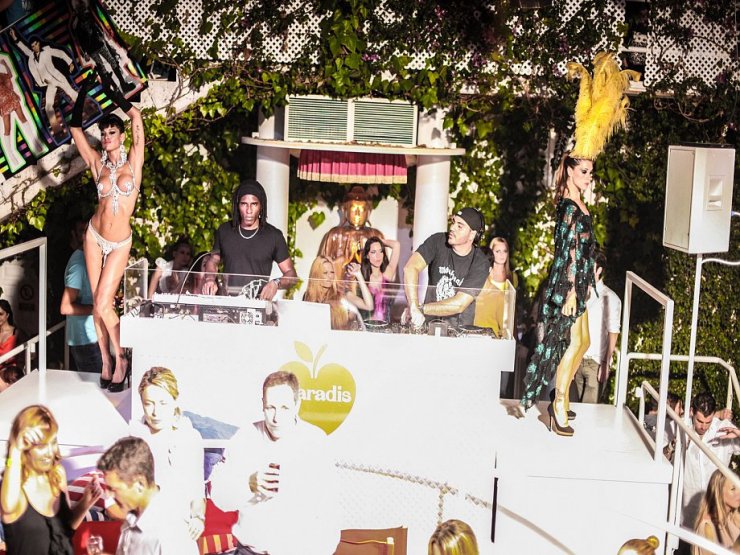www.ibiza-spotlight.com